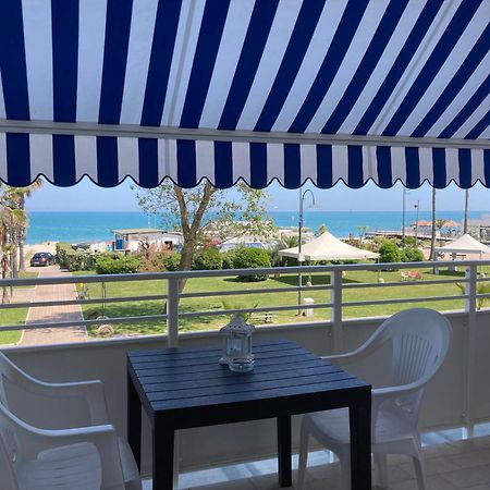 Hotel Promenade Porto Sant'Elpidio Bagian luar foto