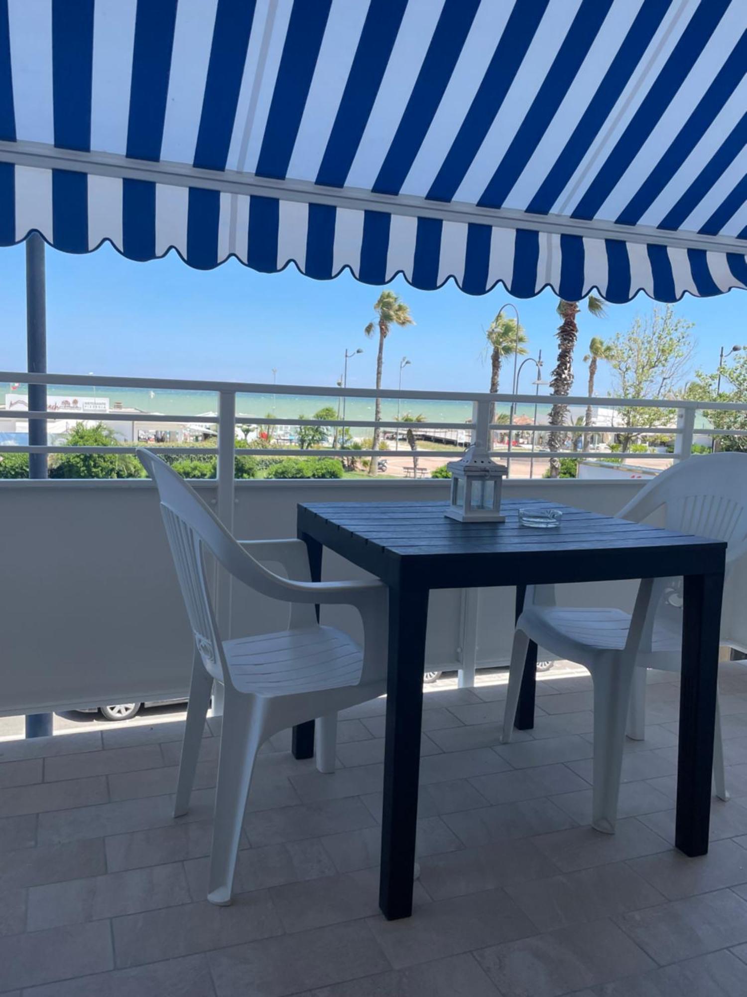 Hotel Promenade Porto Sant'Elpidio Bagian luar foto