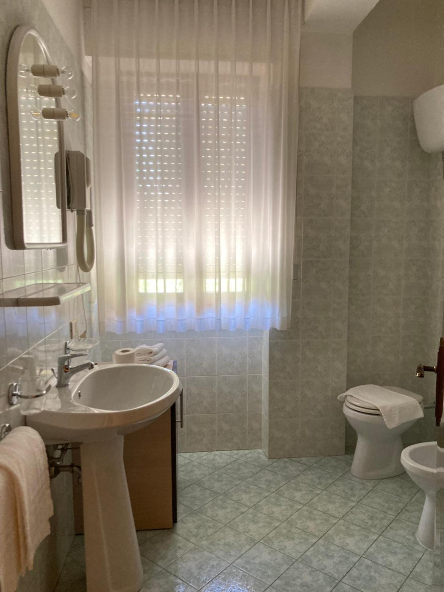 Hotel Promenade Porto Sant'Elpidio Bagian luar foto