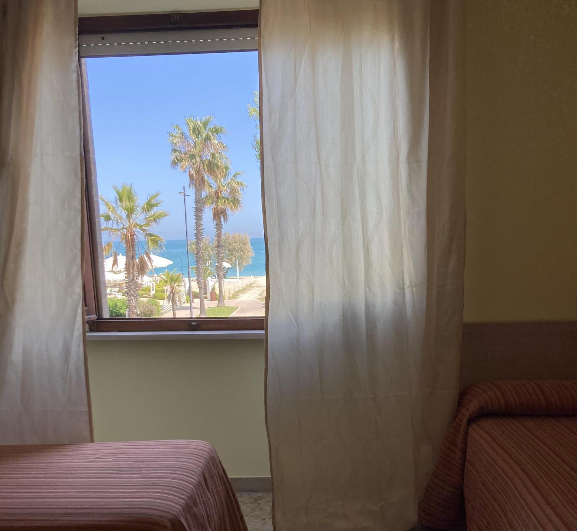 Hotel Promenade Porto Sant'Elpidio Bagian luar foto